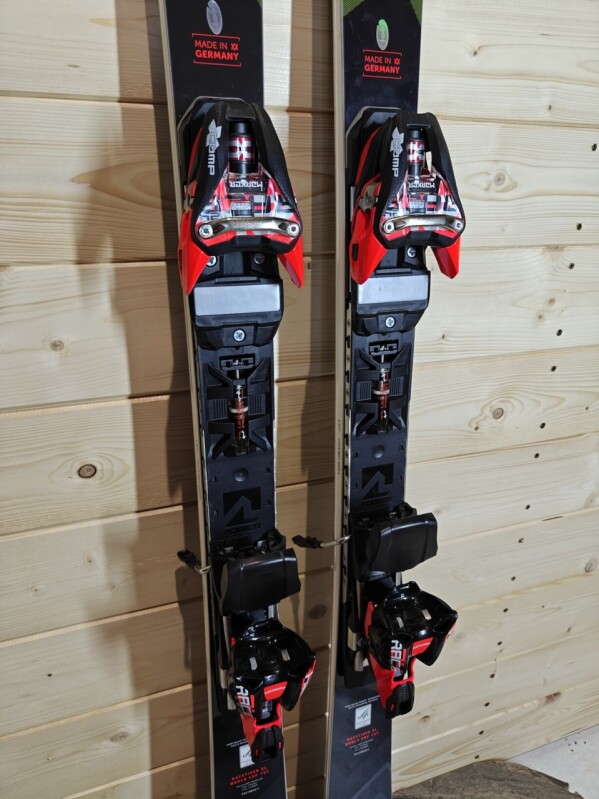 LYŽE VOLKL RACETIGER SL WORLD CUP FIS 157CM --MODEL 2025--